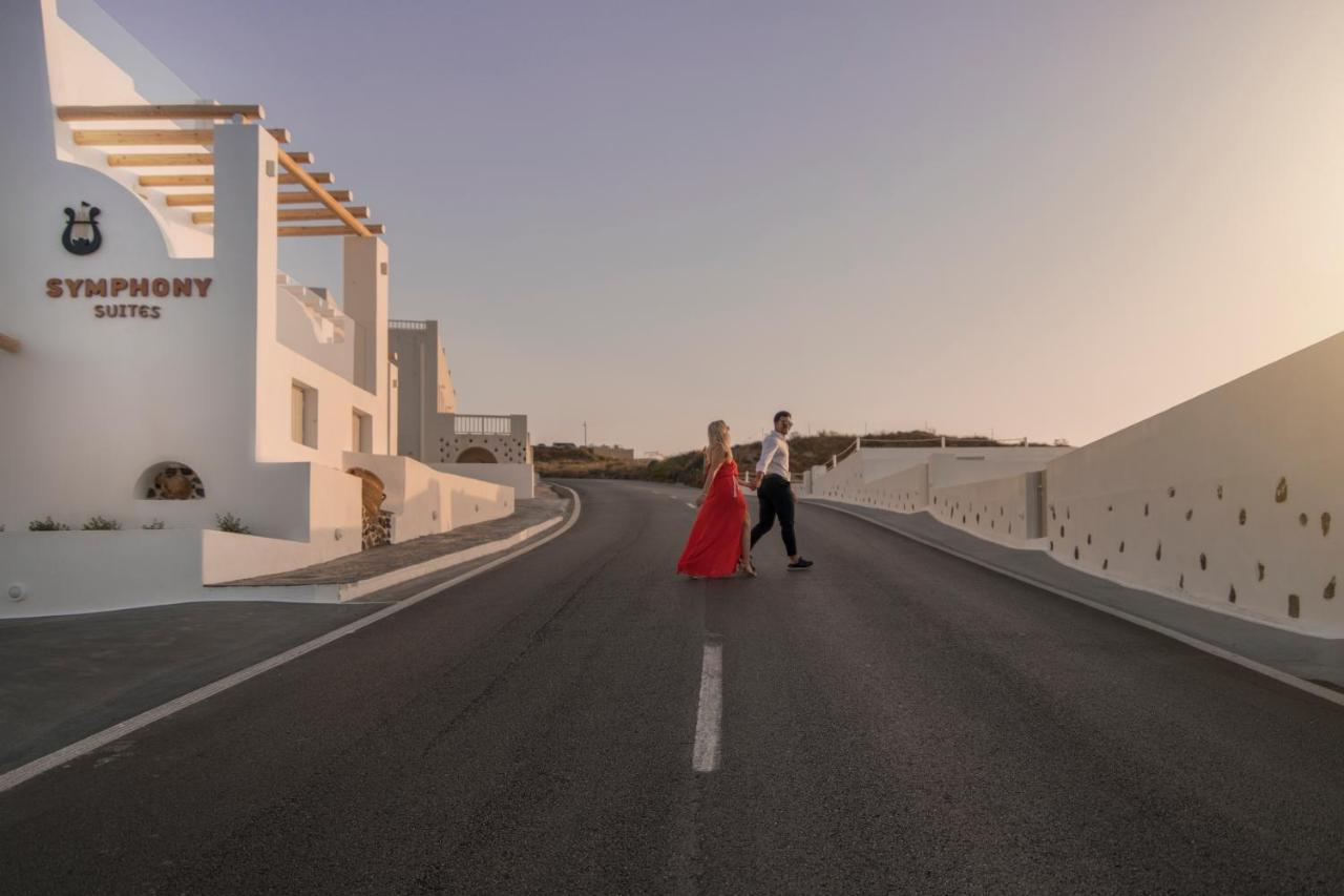 Symphony Suites Santorini Pyrgos Kallistis Exterior photo